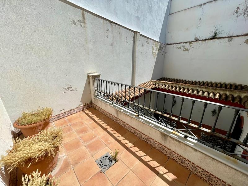 Foto 1bb068b7-1e65-4e7a-a281-8a459c9da883. Casa gran vivienda de lujo en el centro en Centro Ciudad San Fernando