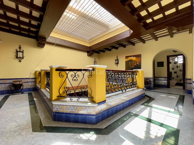 Foto d86fc0a7-e586-40d1-b196-1e3e0f75772b. Casa gran vivienda de lujo en el centro en Centro Ciudad San Fernando