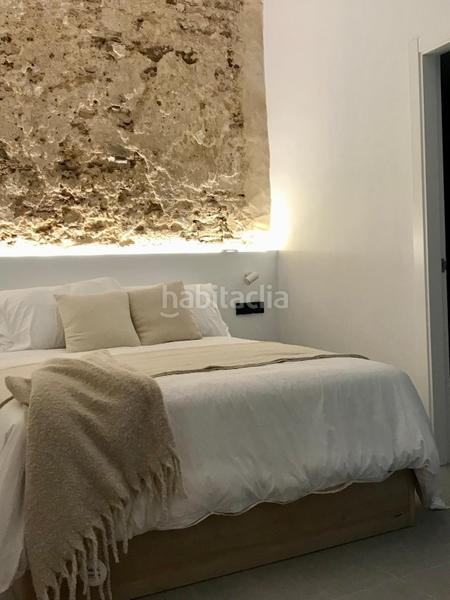 Foto d4ec15c5-b3cd-4951-a561-12f61f2ae78e. Piso en calle san roque 4 maravillosa vivienda en el corazón en Cádiz