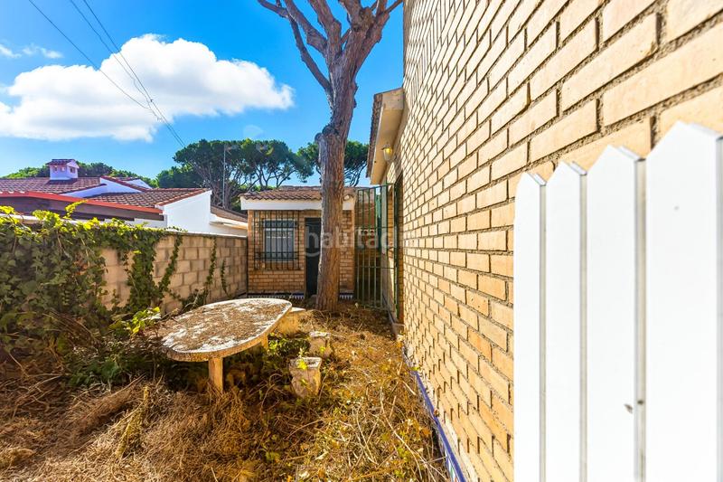 Foto 740d009a-47e8-40b5-802e-42519835afd1. Chalet avec parking dans La Barrosa Chiclana de la Frontera