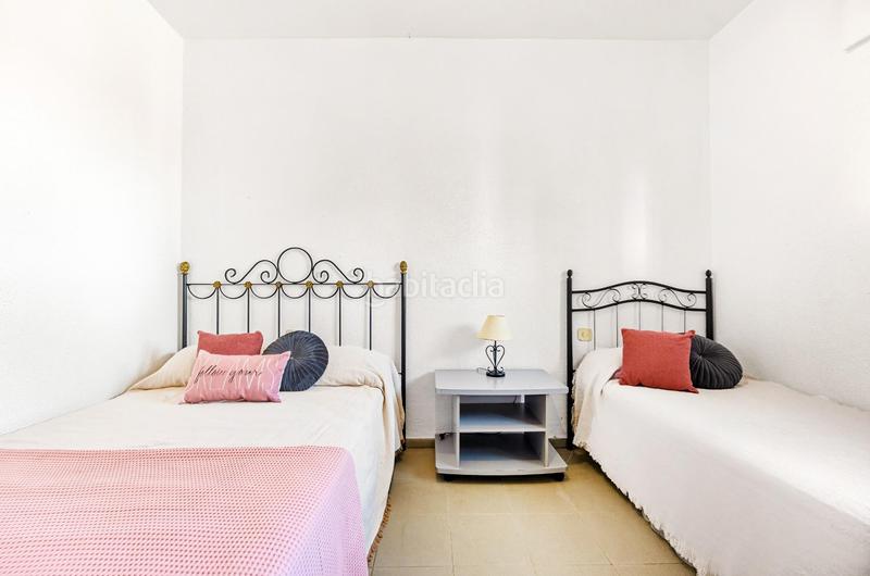 Foto a60bf603-cd7f-4781-98d5-4d0e9387352e. Chalet avec parking dans La Barrosa Chiclana de la Frontera