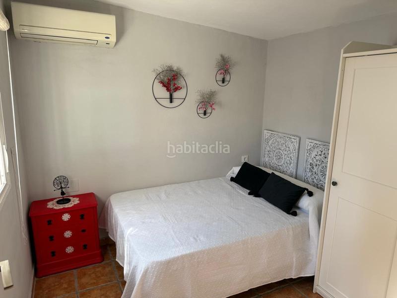 Foto abc6ad9a-1668-4e07-a7ab-d620cad23a60. Chalet avec parking piscine dans Las Lagunas - Campano Chiclana de la Frontera