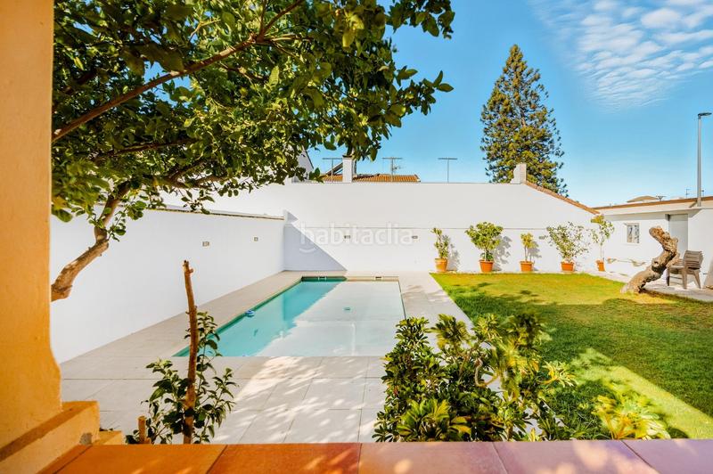 Foto 43ba207d-442d-4553-a7d4-39f66e8778b9. Chalet mit parking pool in Núcleo urbano Chiclana de la Frontera