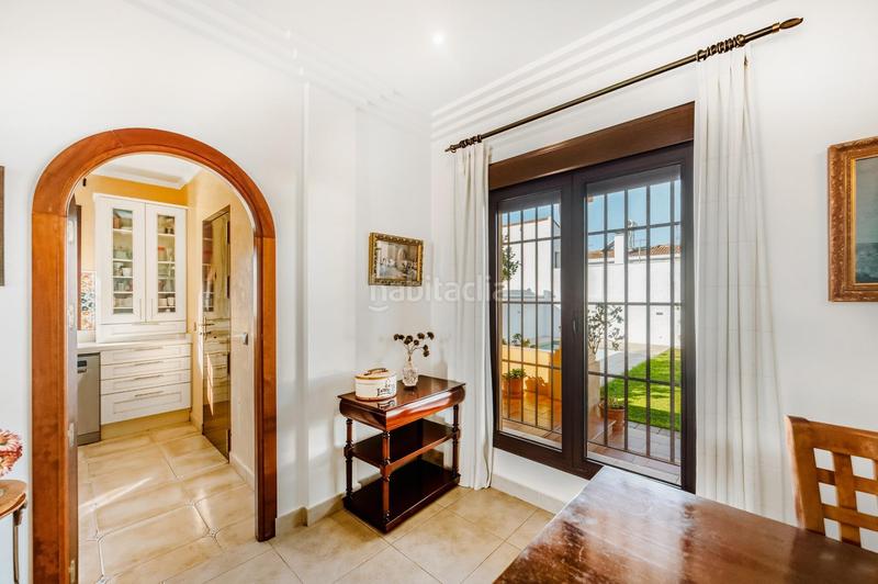 Foto a5474114-13d8-4519-9518-0ba301922c62. Chalet mit parking pool in Núcleo urbano Chiclana de la Frontera