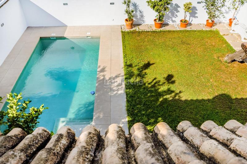 Foto cacd25c3-27f3-49b8-ba6e-80417493f576. Chalet mit parking pool in Núcleo urbano Chiclana de la Frontera