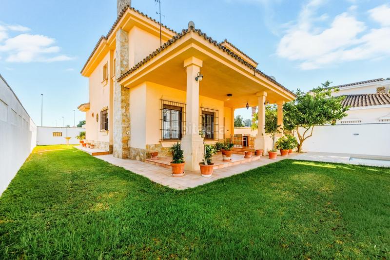 Foto dfaaa4a1-71df-4603-854c-48177b84ac4b. Chalet mit parking pool in Núcleo urbano Chiclana de la Frontera