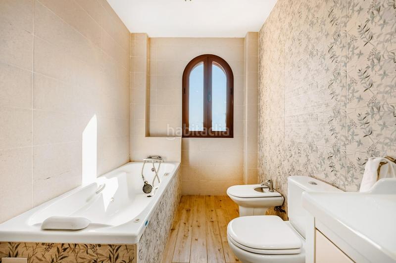 Foto fabd7fe3-be6c-4c4c-a454-c5e8c4ffeb86. Chalet mit parking pool in Núcleo urbano Chiclana de la Frontera