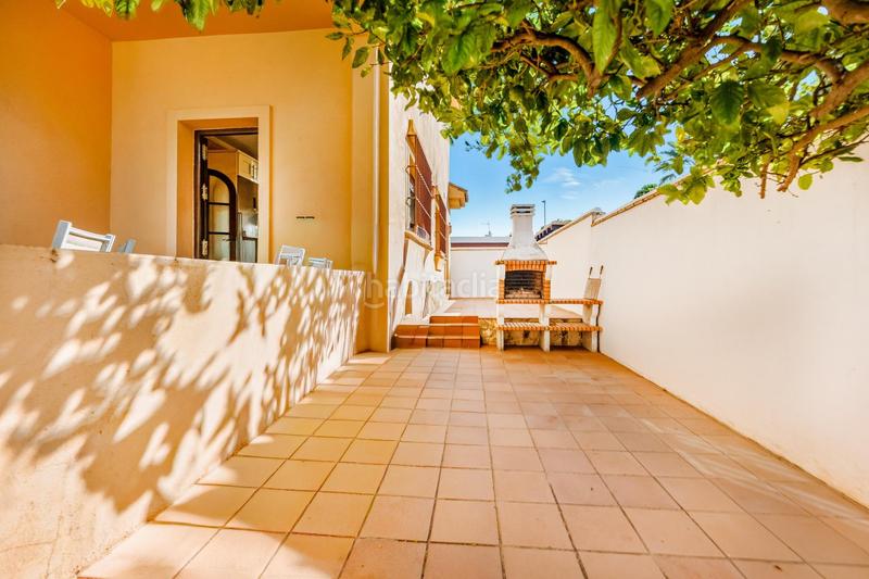 Foto fc960d94-7bd4-4fb8-8e80-ecfa2551d51f. Chalet mit parking pool in Núcleo urbano Chiclana de la Frontera