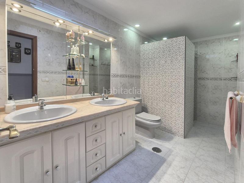 Foto 5d572a90-1cc5-4655-8fe1-6fa02245e866. Casa pareada pareado en chiclana en La Banda - Campo de Fútbol Chiclana de la Frontera