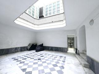 Pis a Centro Histórico. Vivienda reformada en el centro de cádiz!