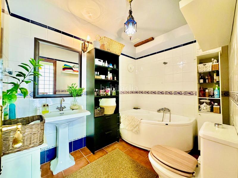 Foto d6f8793e-9f75-43bd-a73e-2a89eb76d225. Reihenhaus mit parking in Camposoto - Gallineras San Fernando