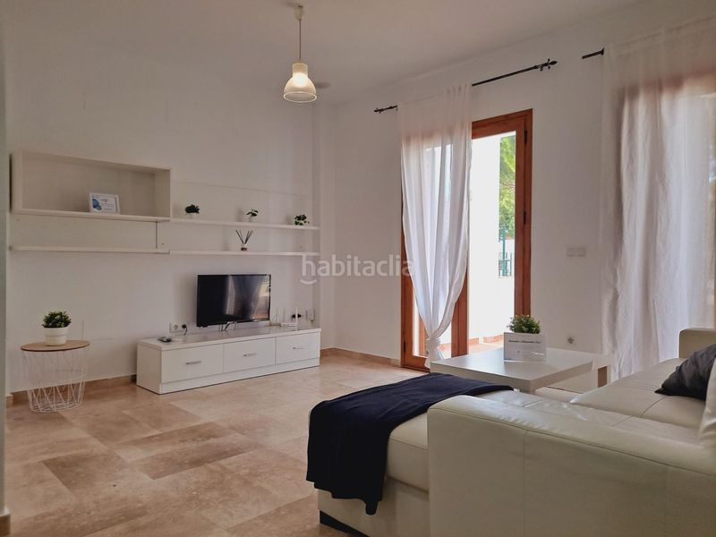 Foto defcb509-024b-4c3c-8457-d9b4785066cc. Apartment with parking in La Barrosa Chiclana de la Frontera