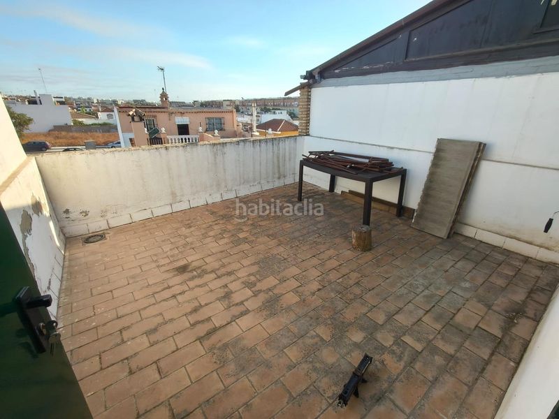 Foto 4bc6d033-f895-4a8a-81cd-36aea0adca90. Casa adossada a Camposoto - Gallineras San Fernando