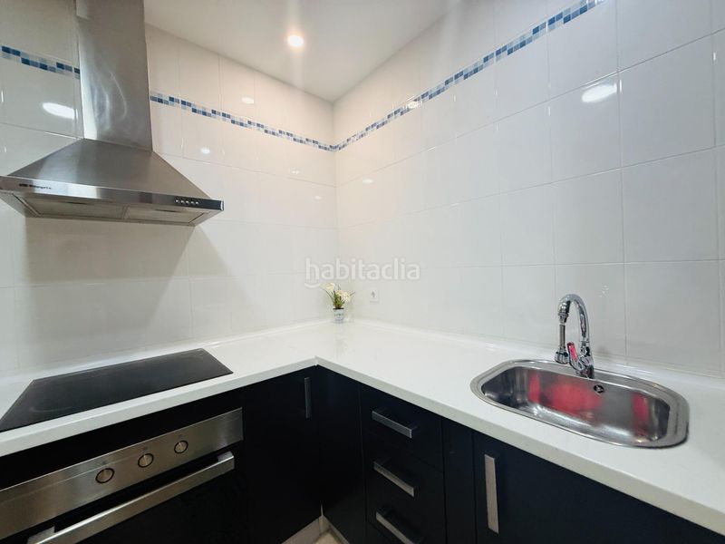 Foto e8d8d8e0-102e-4455-bd48-efe5d59e4c50. Casa adossada a Camposoto - Gallineras San Fernando