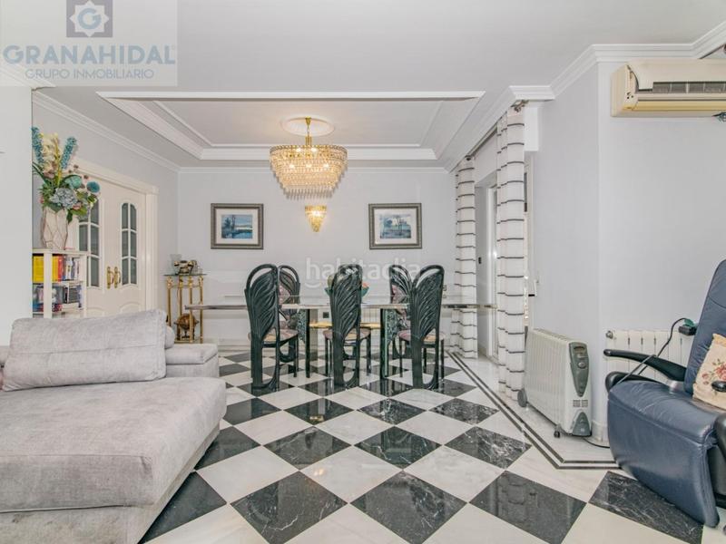 Foto 8b6439e8-6f18-4245-818b-b58a5dac71d5. Casa  con local vivienda en Maracena