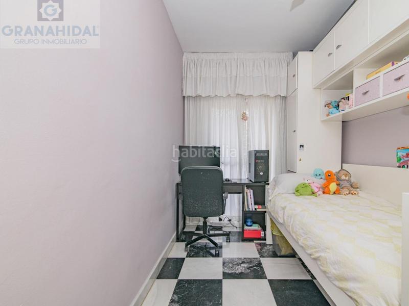 Foto e81b9233-7f56-43e2-a4ac-b33e1bcfdb40. Casa  con local vivienda en Maracena