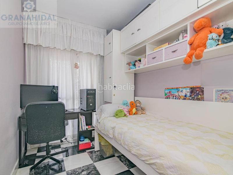 Foto efdd4a46-2b43-4e74-b957-9b8d523797de. Casa  con local vivienda en Maracena