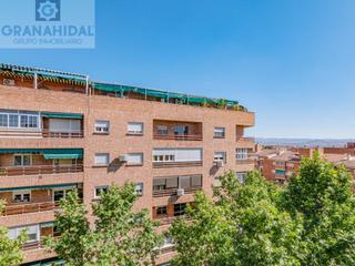 Pis  N/a. Venta de piso en granada zona barrio la cruz