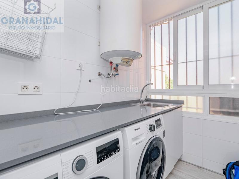 Foto c8475487-a619-4ad6-bb06-ad08e6cddf7f. Piso venta de piso zona barrio La Cruz en La Cruz Granada