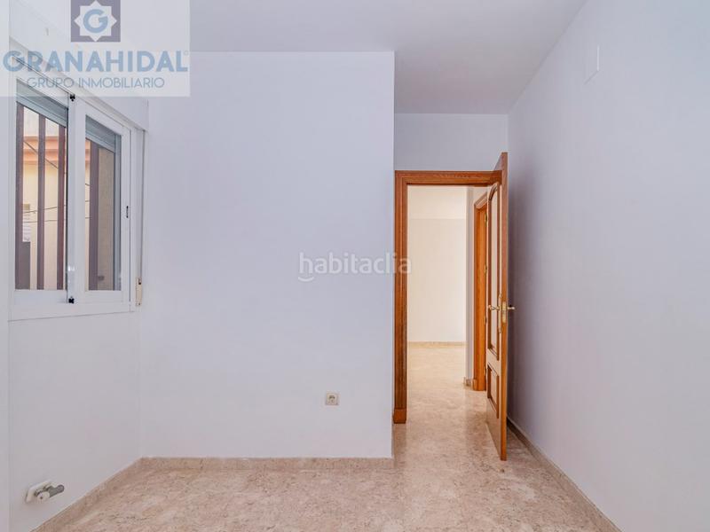 Foto a5154bb9-4e81-4a46-a17f-8416b77d0a57. Piso venta de piso zona el chaparral en Albolote