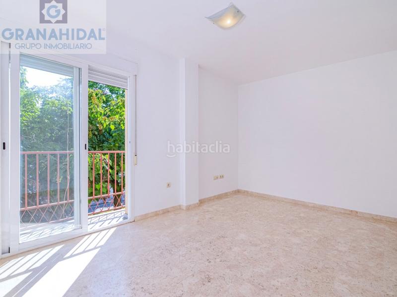Foto f1f49182-faea-4ef4-971d-4f4ded45bd81. Piso venta de piso zona el chaparral en Albolote