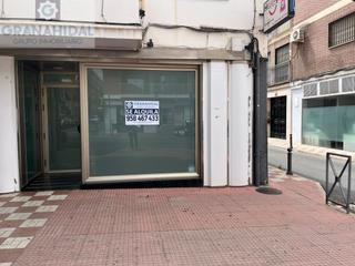 Lloguer Local Comercial  N/a. Local en la mejor zona comercial de albolote
