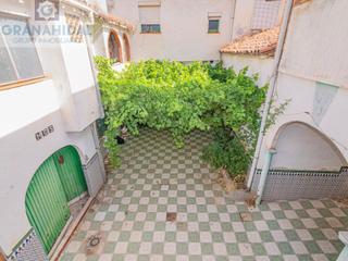 Casa  N/a. Venta de gran casa en albolote zona chaparral