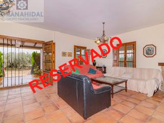 Casa  N/a. Venta de chalet independiente zona urbanización los cortijos