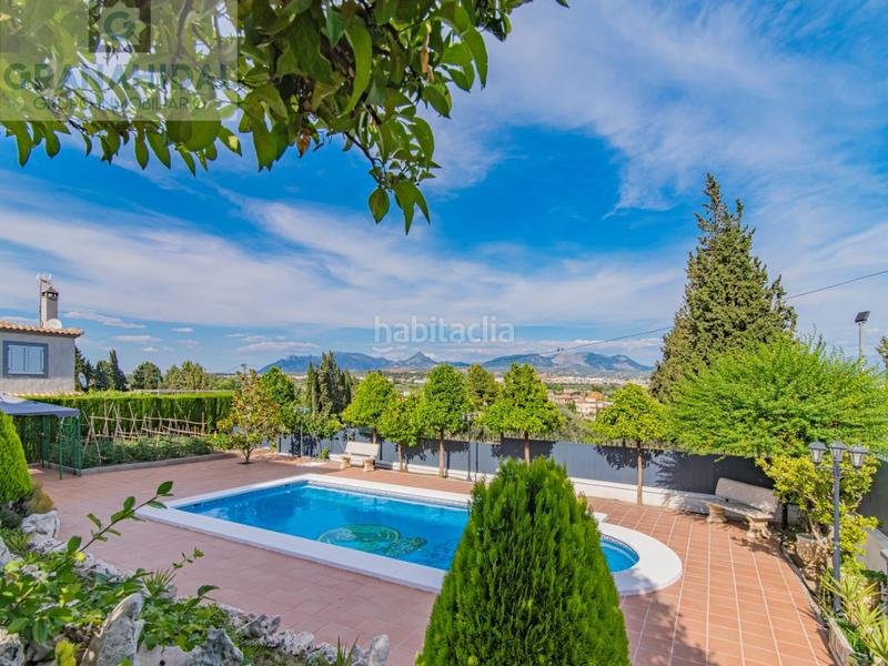 Foto 4463f609-2855-4140-a856-5430ac315c6e. Chalet espectacular chalet independiente en Albolote