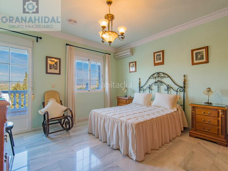 Foto b83a8039-8c68-46b2-8d26-06634e2e9b4c. Chalet espectacular chalet independiente en Albolote