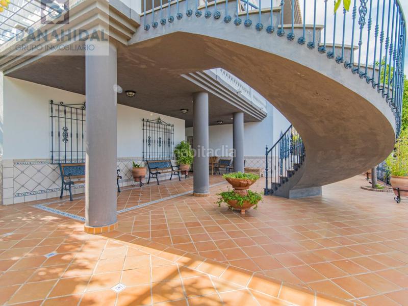 Foto dbdaca73-dd64-4480-ac30-06a4303250c3. Chalet espectacular chalet independiente en Albolote