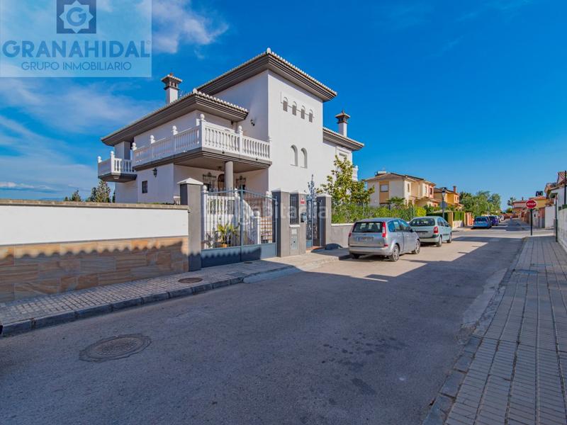 Foto e60a76e5-9008-4917-9ad3-2685f0665e8e. Chalet espectacular chalet independiente en Albolote