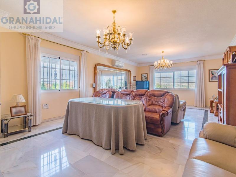 Foto fa7c51be-6c2d-46ec-ae8a-da8d81292693. Chalet espectacular chalet independiente en Albolote