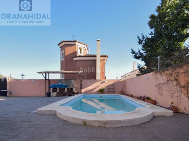 Foto ae7654c6-7085-4e40-86dc-901e5f7b0a99. Chalet  en urb. el torreon en Albolote