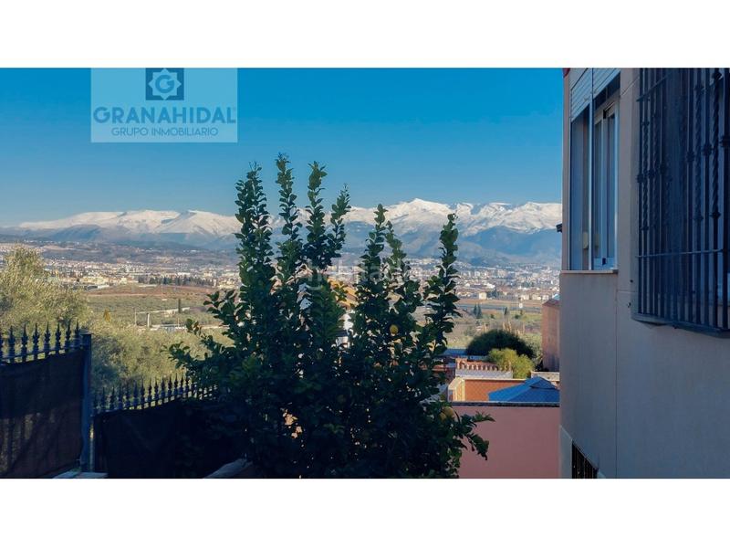 Foto e6535984-0a07-4701-85d2-6713bbd208cc. Chalet  en urb. el torreon en Albolote