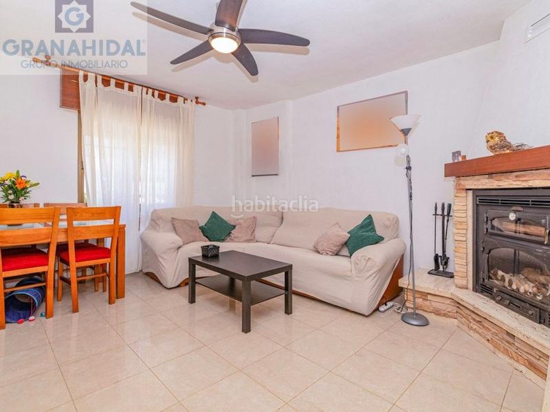 Foto 358e8e49-2ed0-4434-8cc9-2c3f522ea316. Maison jumelée dans calle pintor velazquez 2 dans Peligros