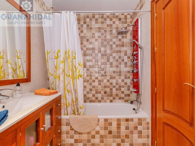 Foto 9120bcfc-2e07-48d0-a558-3f2e20dac516. Maison jumelée dans calle pintor velazquez 2 dans Peligros