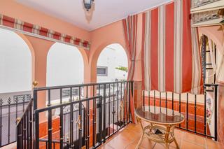 Maison jumelée  Calle badajoz. Vivienda adosada en venta en zona polideportivo de peligros