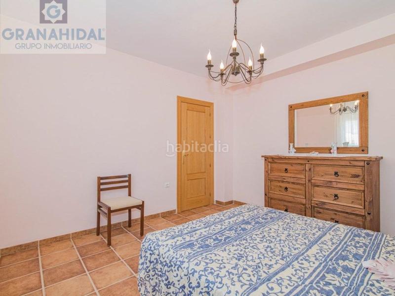 Foto 5e5af139-0bba-4aa4-90e8-0e9085c03838. Xalet a plaza de la iglesia 5 a Moclín