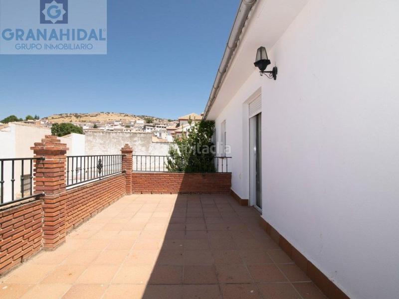 Foto 6e3fb286-caf1-412e-a693-112c62daf9c4. Xalet a plaza de la iglesia 5 a Moclín