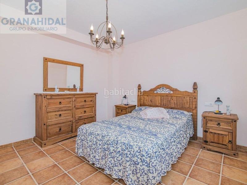 Foto 7a419be0-0064-41cc-a7fc-cdc7e48f7922. Xalet a plaza de la iglesia 5 a Moclín