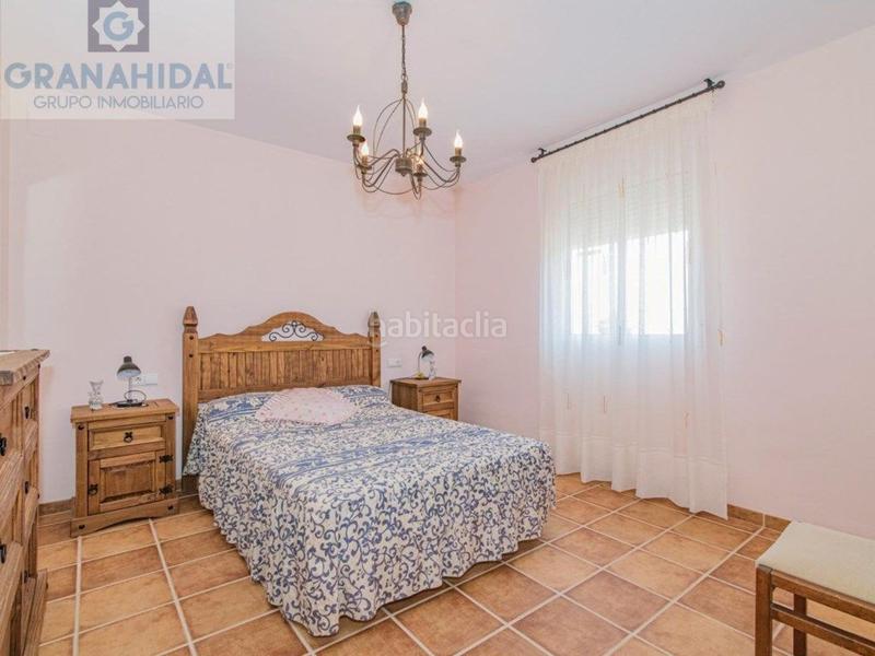 Foto e4177a8e-bcc5-4bf6-828f-9e8b506bf288. Xalet a plaza de la iglesia 5 a Moclín