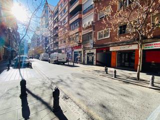 Parking coche  Pedro antonio de alarcón. Plaza de garaje a la venta en pedro antonio emperatriz eugenia.