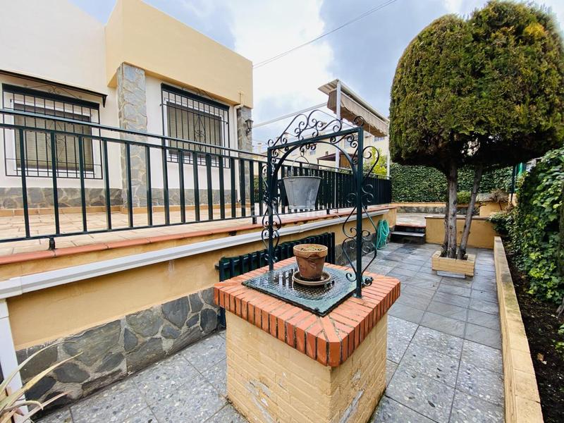 Foto 01e14aad-fb16-46e7-9eee-7f91db603023. Haus mit parking pool in La Zubia Ciudad Zubia (La)