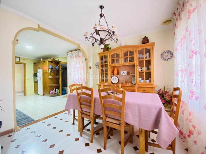 Foto d9d9ea11-d92f-44ee-8eb2-95d569a73b75. Haus mit parking pool in La Zubia Ciudad Zubia (La)