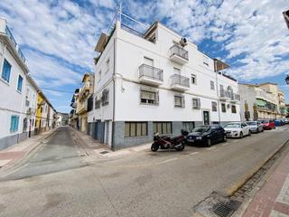 Pis  San basilio. Piso de 3 dormitorios en san fco javier traumatología