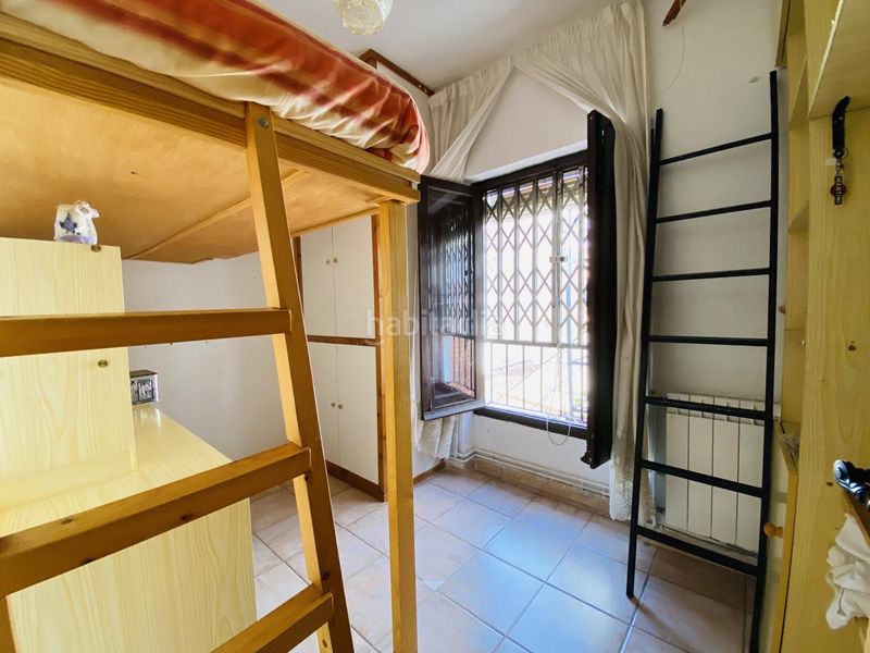 Foto 5478da60-5ff7-4a2f-86dc-f4d1c8506979. Casa adossada a San Francisco Javier Granada