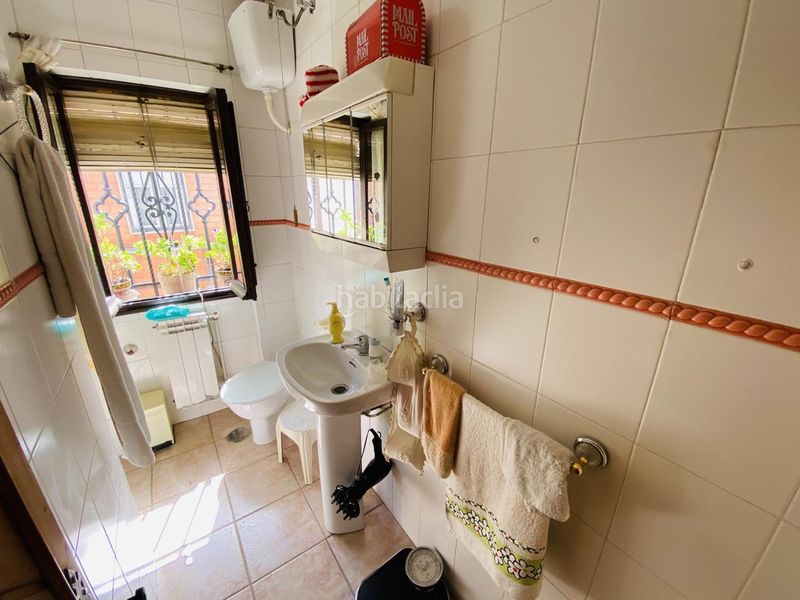 Foto a2d93c2c-7276-4ac5-b33f-cf191cd7947d. Casa adossada a San Francisco Javier Granada