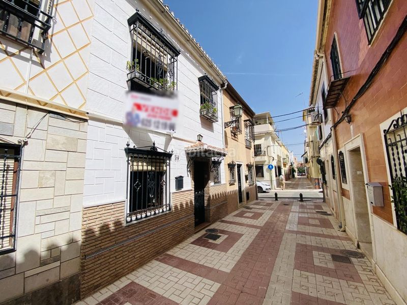 Foto a859ca6d-8302-4e25-b55f-e0a281ea9a11. Casa adossada a San Francisco Javier Granada