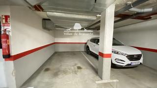 Aparcament cotxe  Salvia. Cómoda y amplia plaza de garaje en urbanización cerrada en el ca